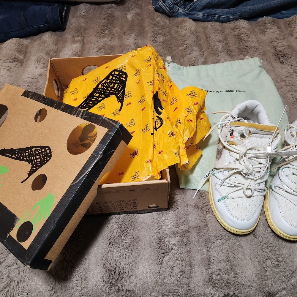 Nike White and Yellow Sneakers